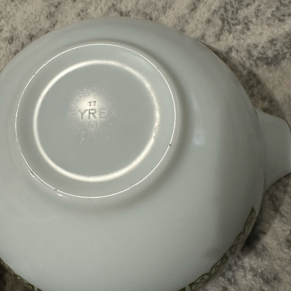 Pyrex 4 qt Autumn Floral/Square Flower Verde - Picture 9 of 13